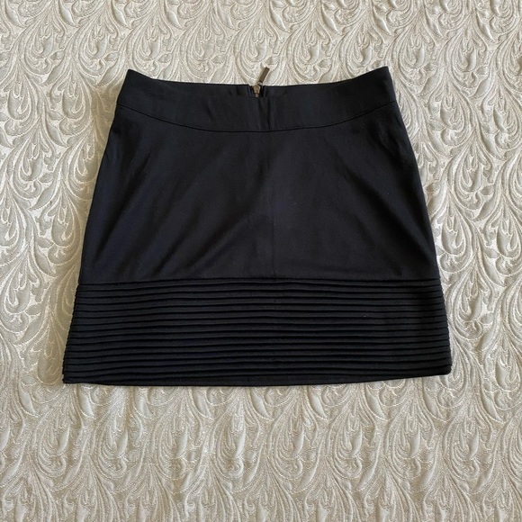 🔴 3 for $15 The Clothing Company Skirt - Picture 1 of 4